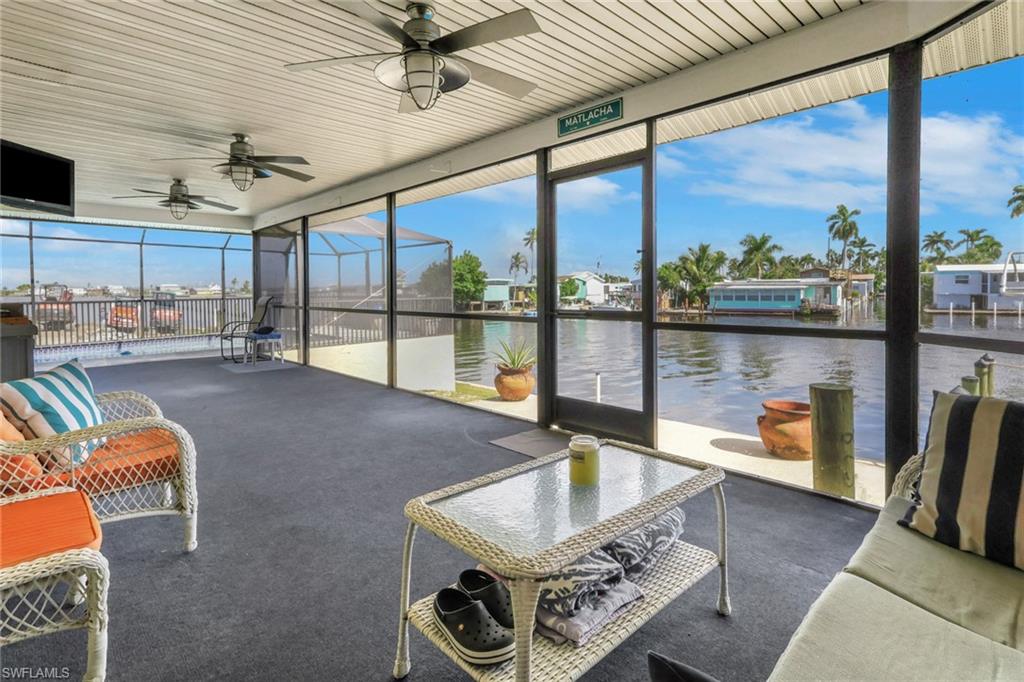 ISLAND HARBORS - Residential