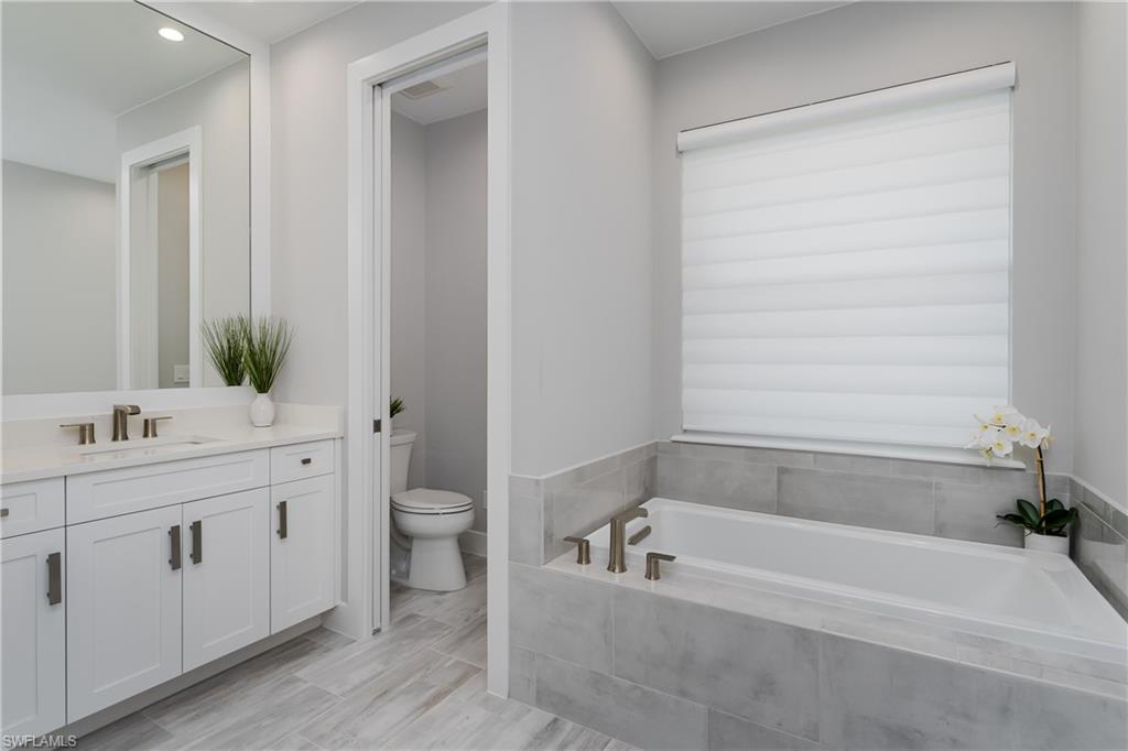 MARCO BEACH - Residential