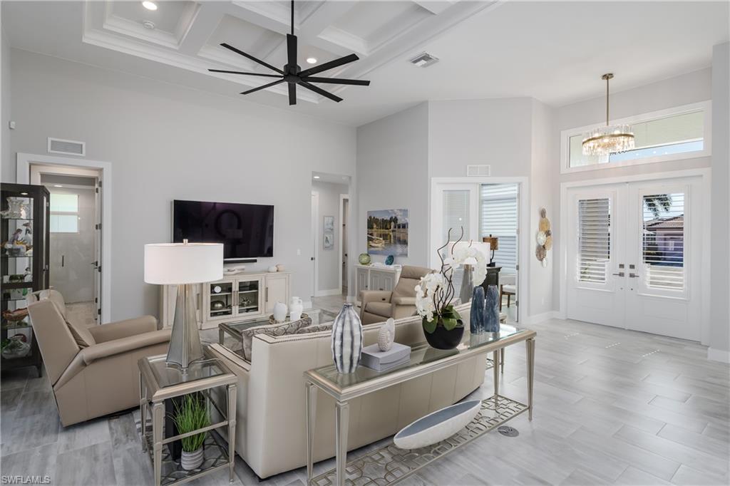 MARCO BEACH - Residential