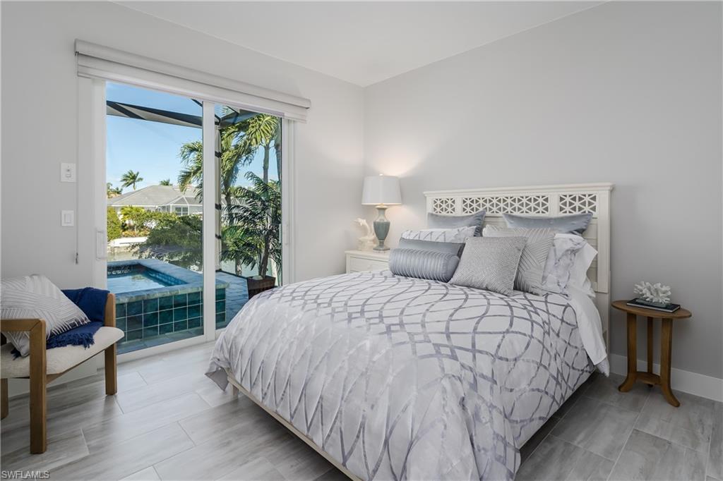 MARCO BEACH - Residential