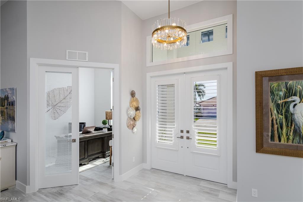 MARCO BEACH - Residential