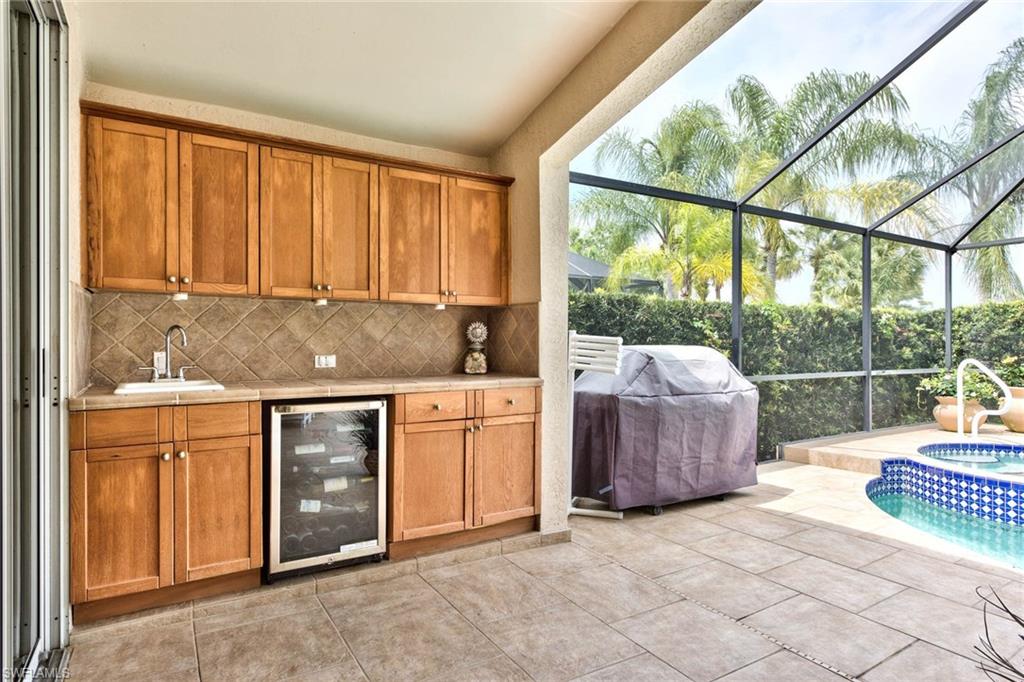 WHISPER CREEK - Residential