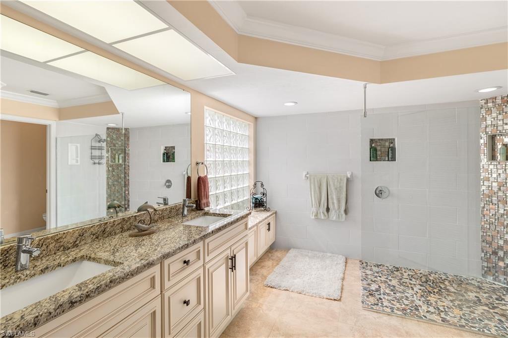 DEL VERA COUNTRY CLUB - Residential