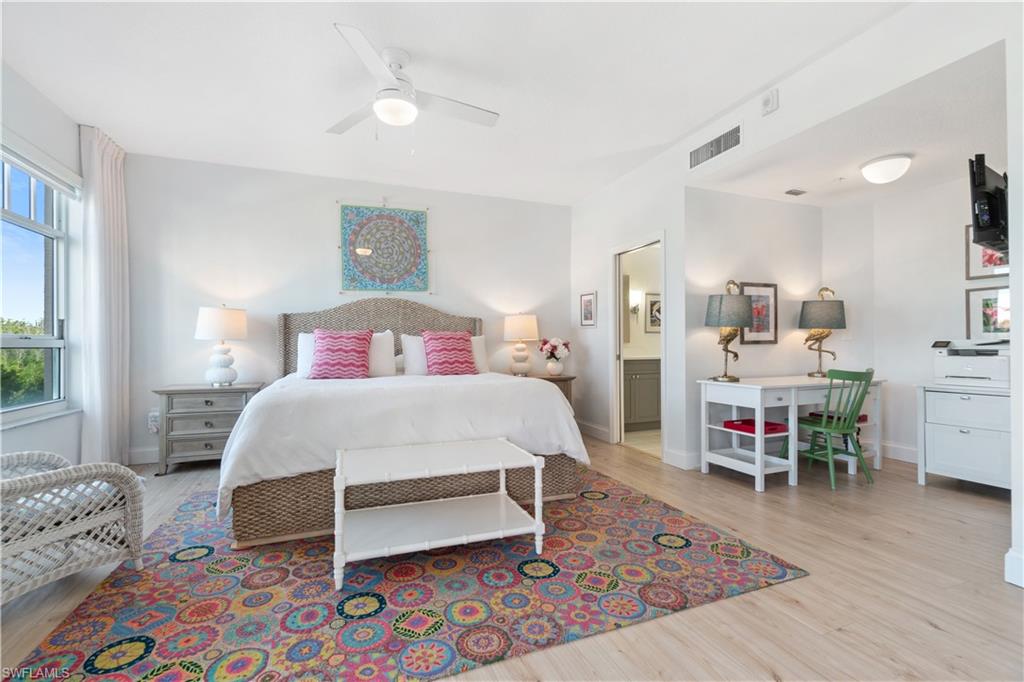 BAREFOOT BEACH CLUB - Residential