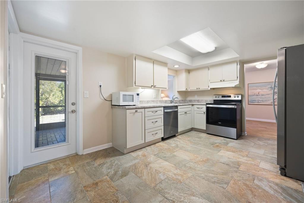 TAHITIAN SHORES - Residential