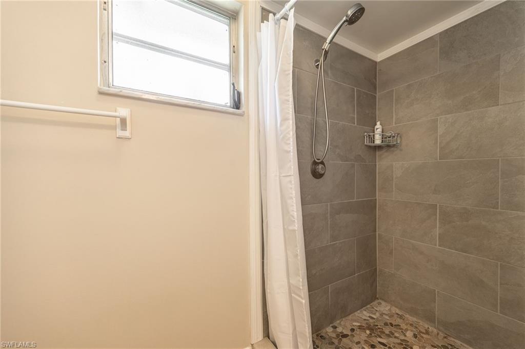 TAHITIAN SHORES - Residential