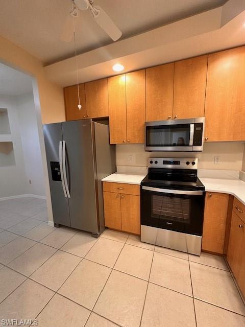 VAN LOON COMMONS - Residential Lease