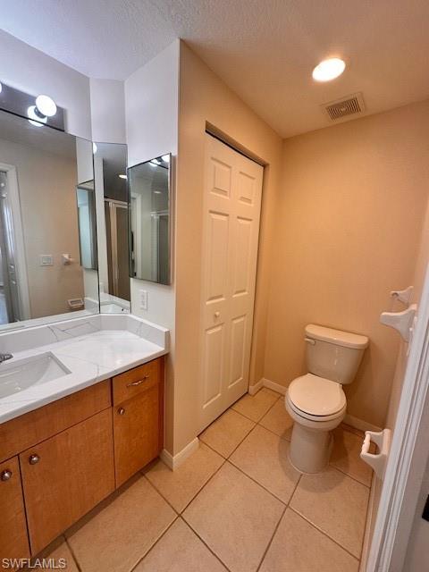 VAN LOON COMMONS - Residential Lease