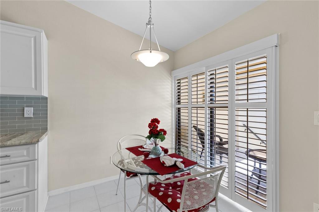 FOX HOLLOW - Residential