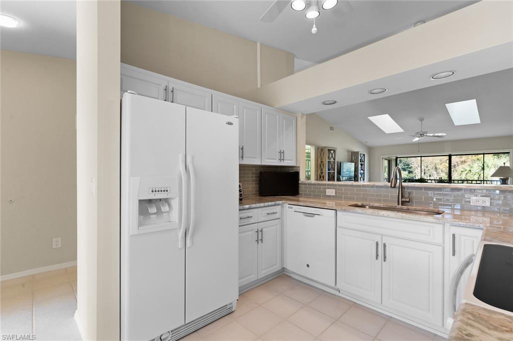 FOX HOLLOW - Residential