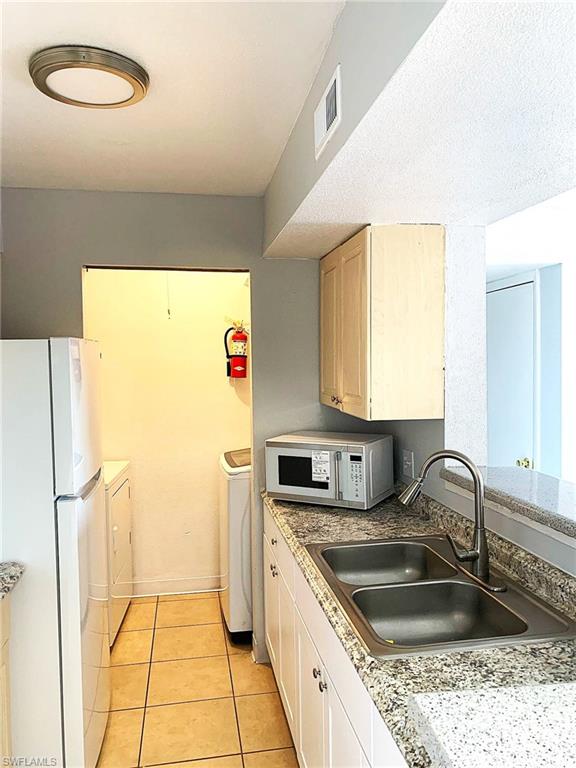 FORT MYERS - Residential Lease