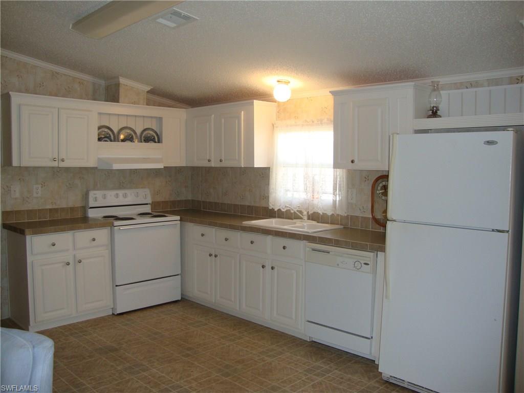 RIVER OAKS - Residential