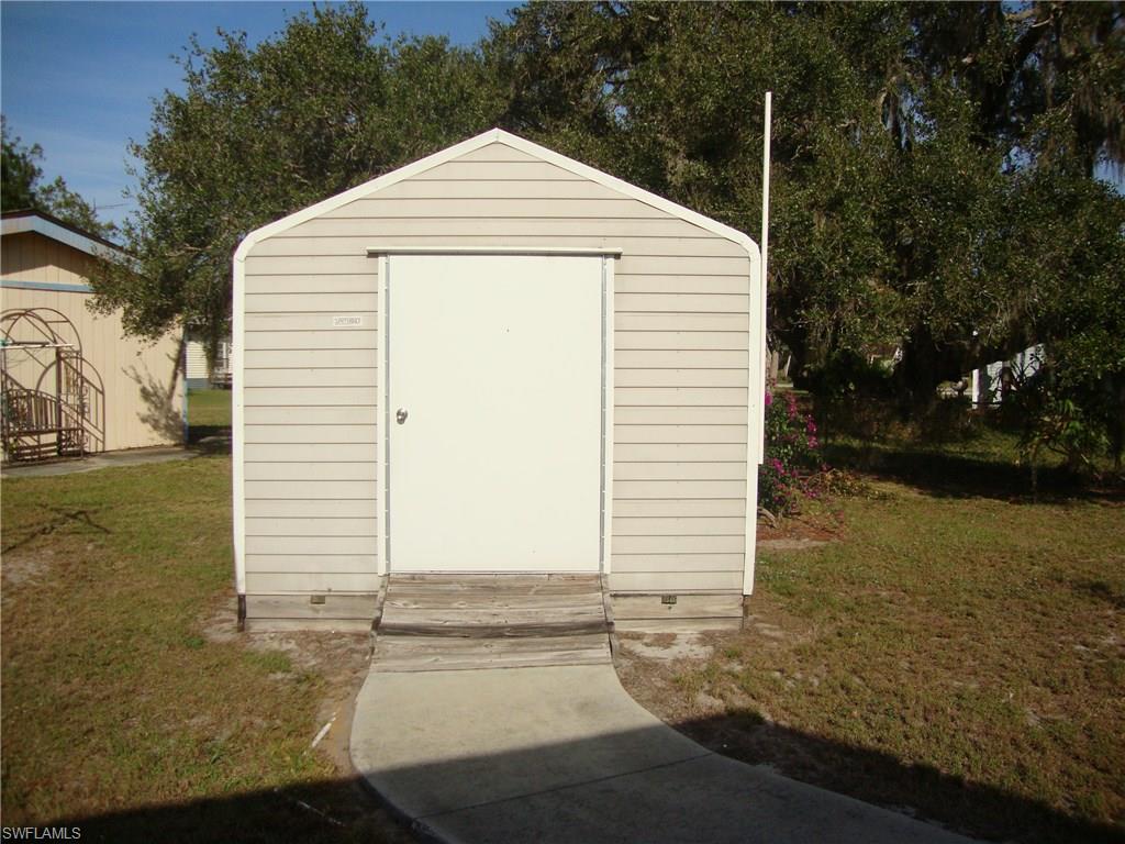 RIVER OAKS - Residential