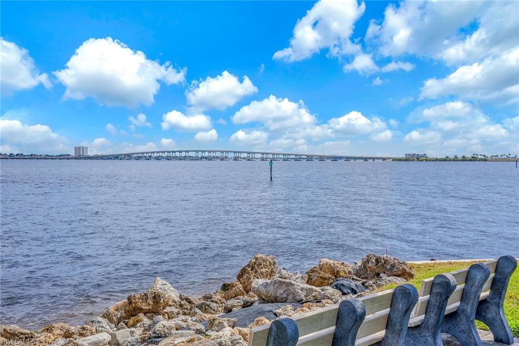 RIVER TOWERS CONDO - Residential