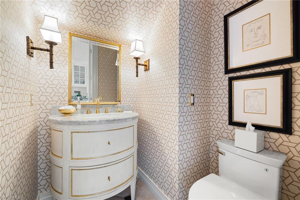 ESTATES AT BAY COLONY GOLF CLUB - Residential