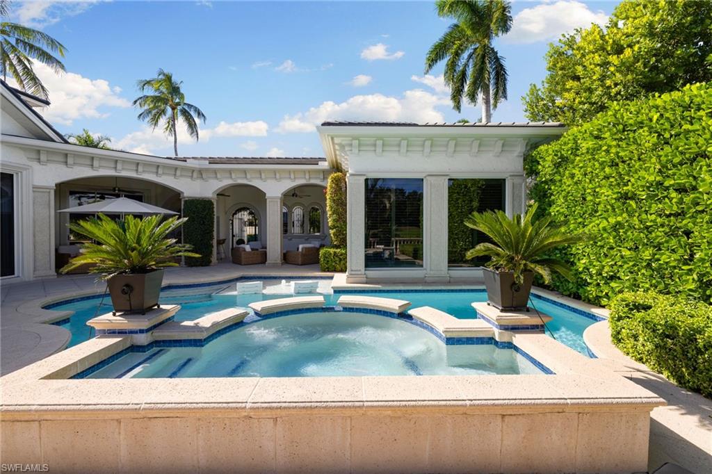 ESTATES AT BAY COLONY GOLF CLUB - Residential