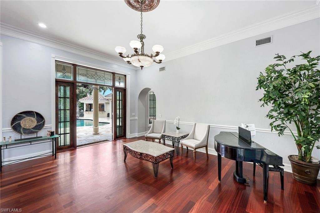 HIDDEN HARBOR - Residential