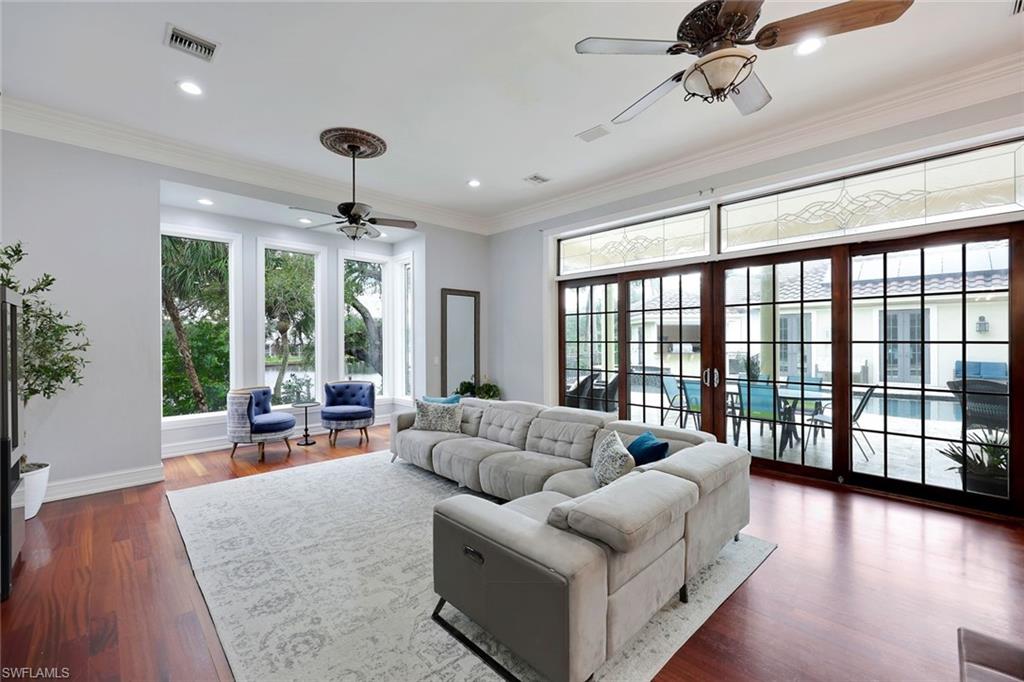 HIDDEN HARBOR - Residential