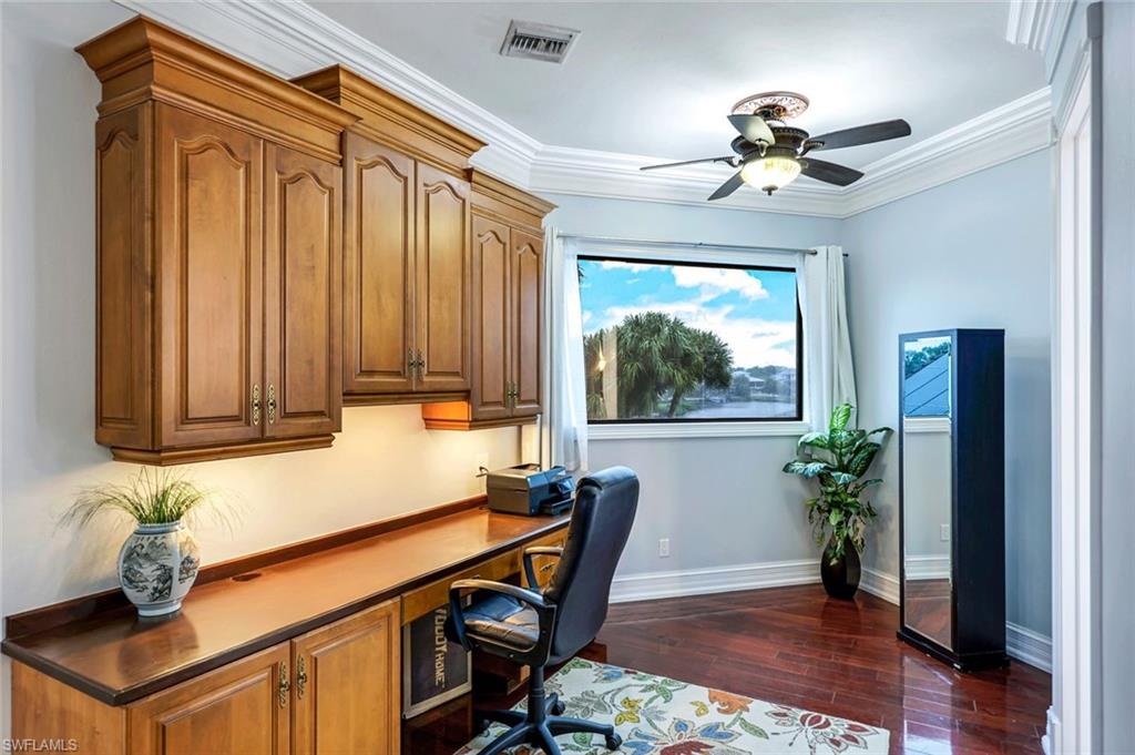 HIDDEN HARBOR - Residential