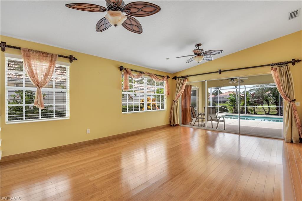 VILLAGE WALK - Residential