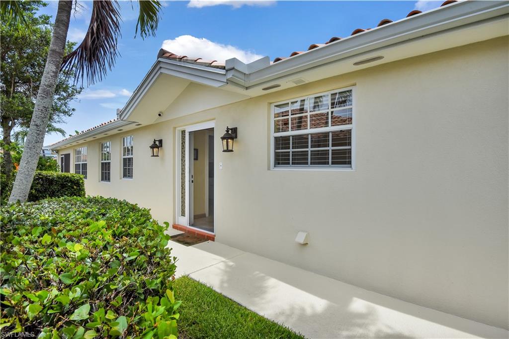 VILLAGE WALK - Residential