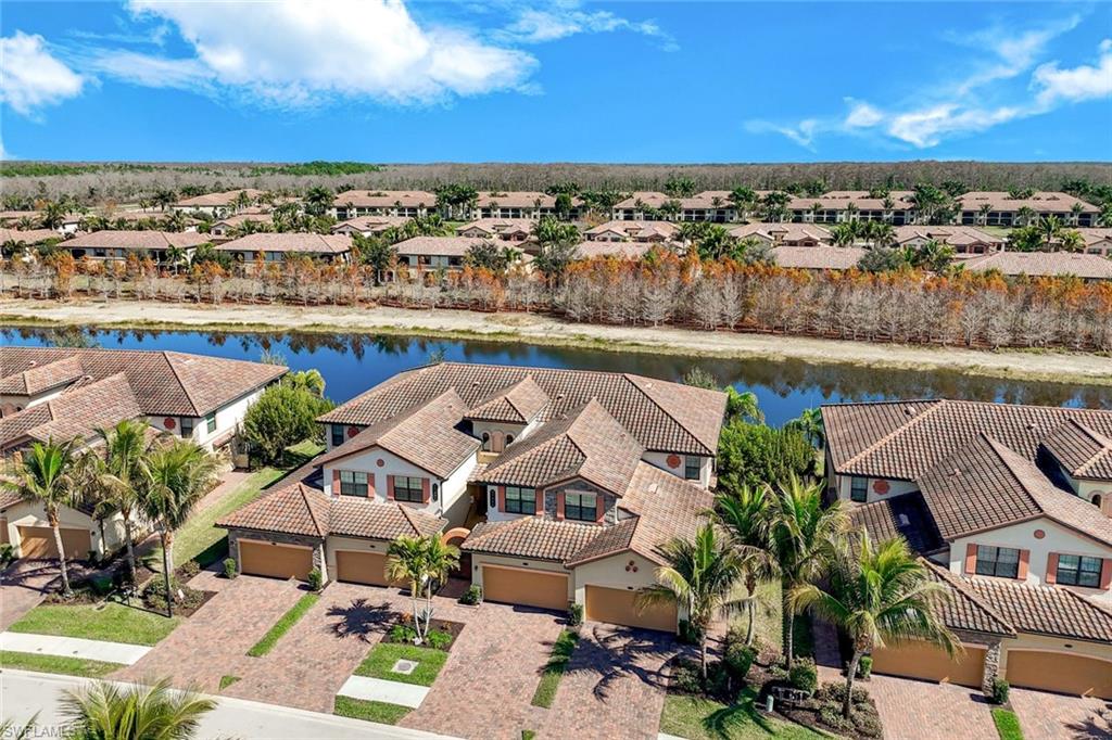 BONITA NATIONAL GOLF AND COUNTRY CLUB - Residential