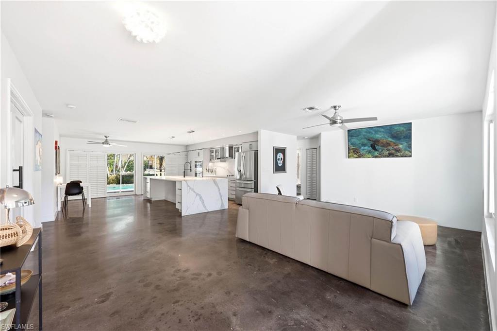 BONITA FARMS - Residential