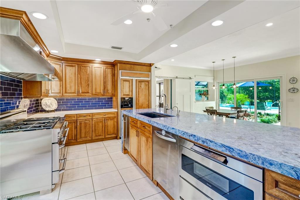 MAHOGANY BEND - Residential