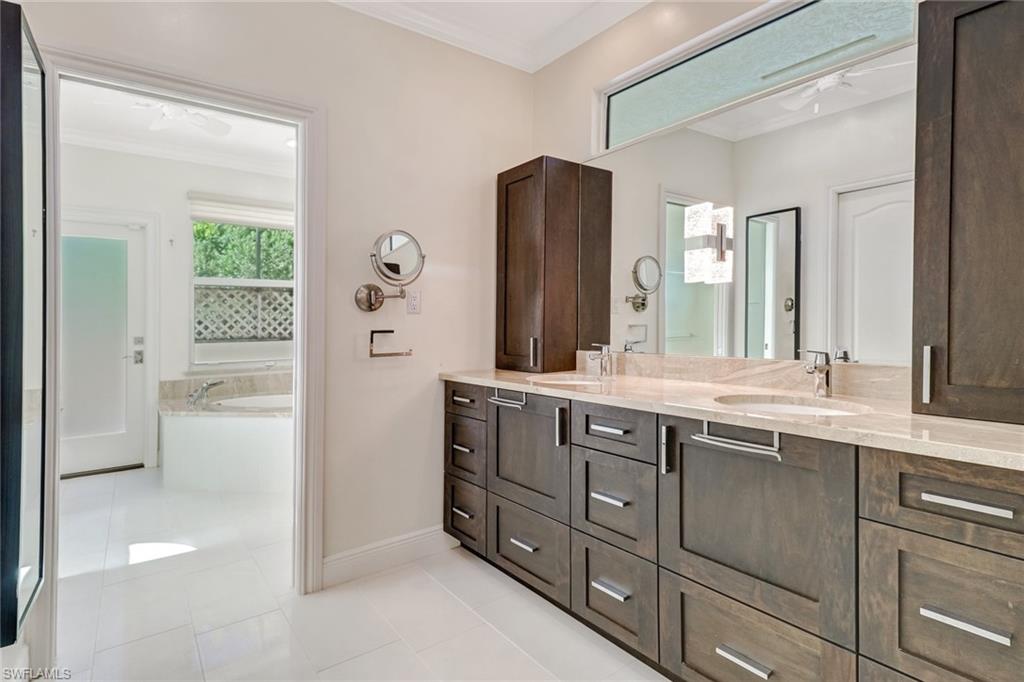 MAHOGANY BEND - Residential