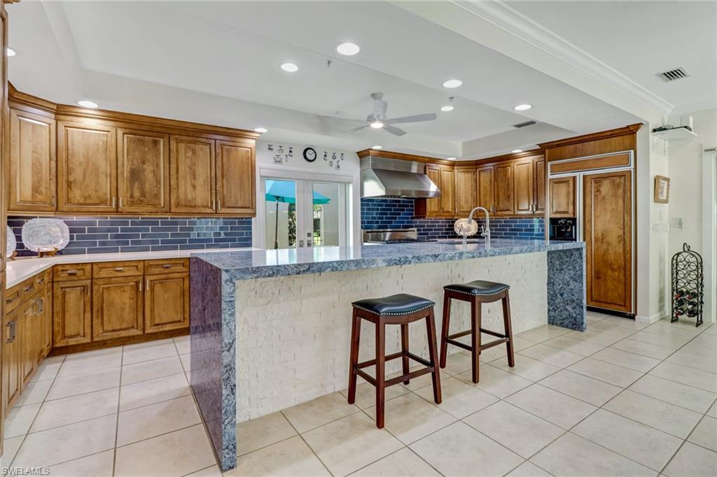 MAHOGANY BEND - Residential