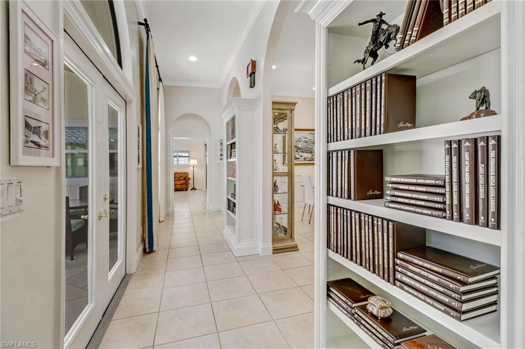 MAHOGANY BEND - Residential