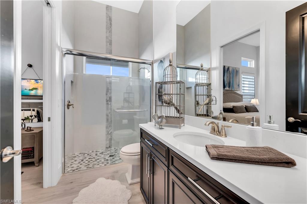 ESPLANADE LAKE CLUB - Residential