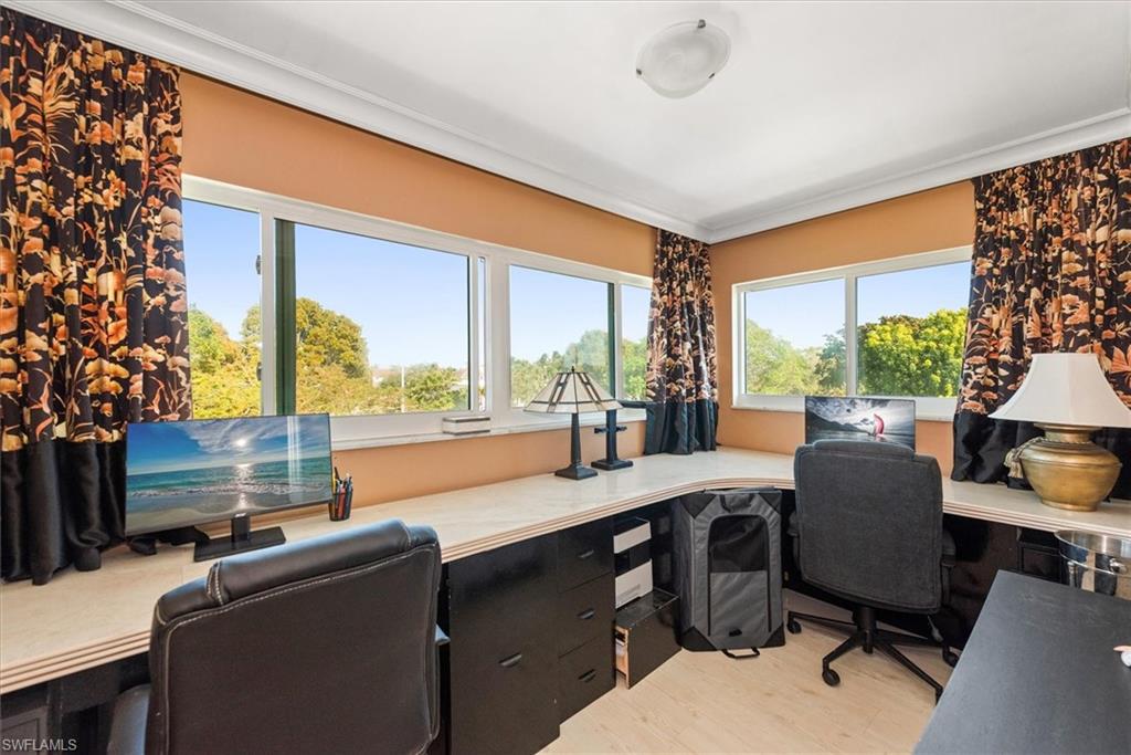 HERON CLUB - Residential