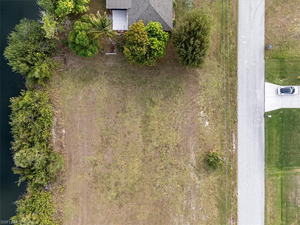 CAPE CORAL - Land