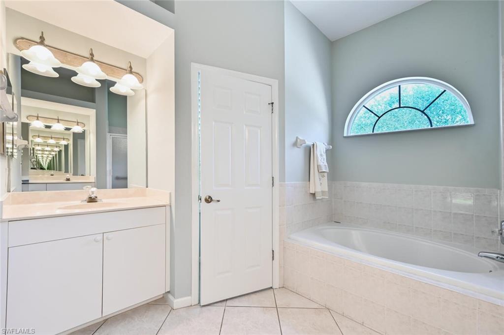 AUTUMN WOODS - Residential