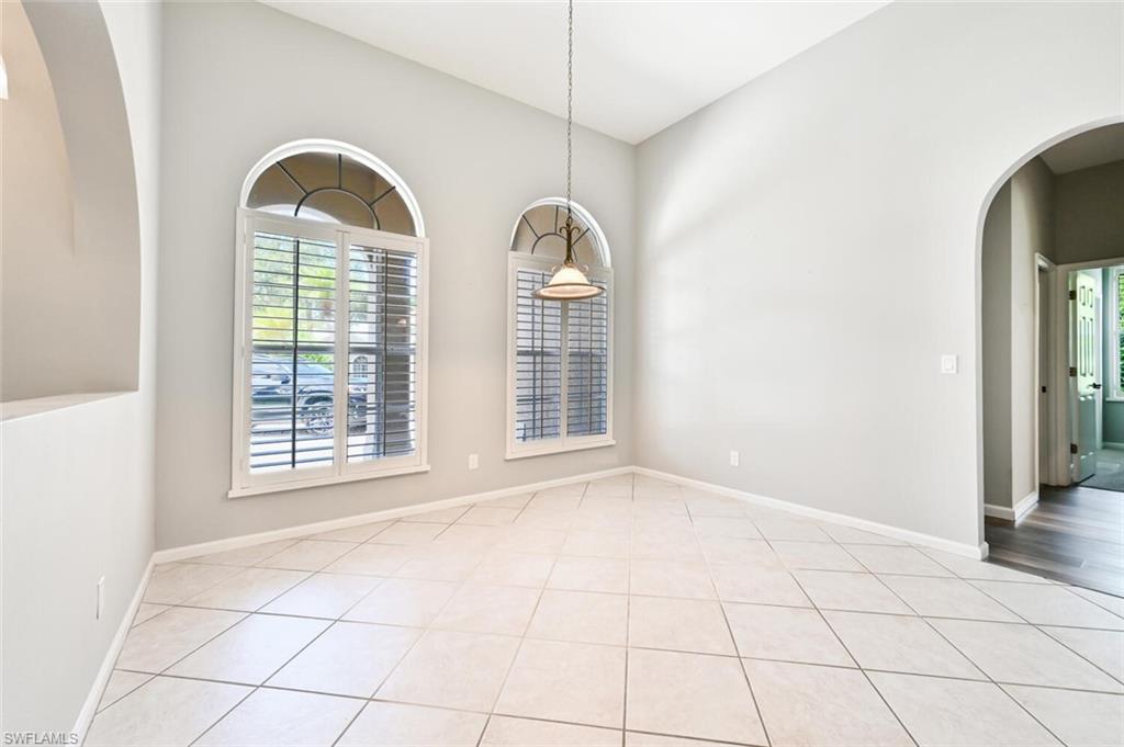 AUTUMN WOODS - Residential