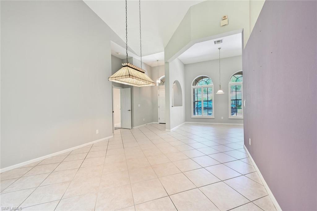 AUTUMN WOODS - Residential