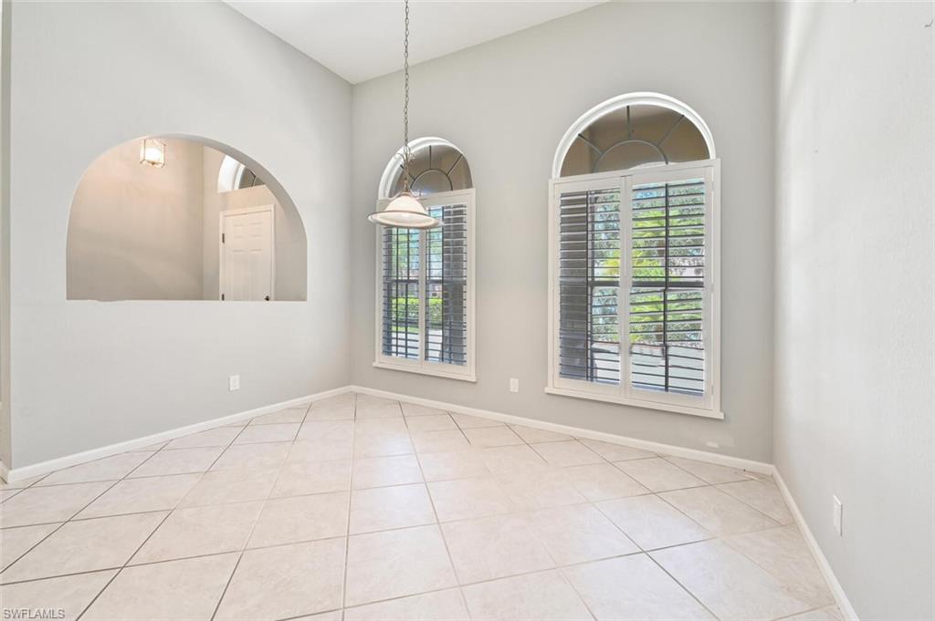 AUTUMN WOODS - Residential