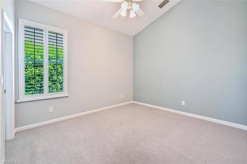 AUTUMN WOODS - Residential