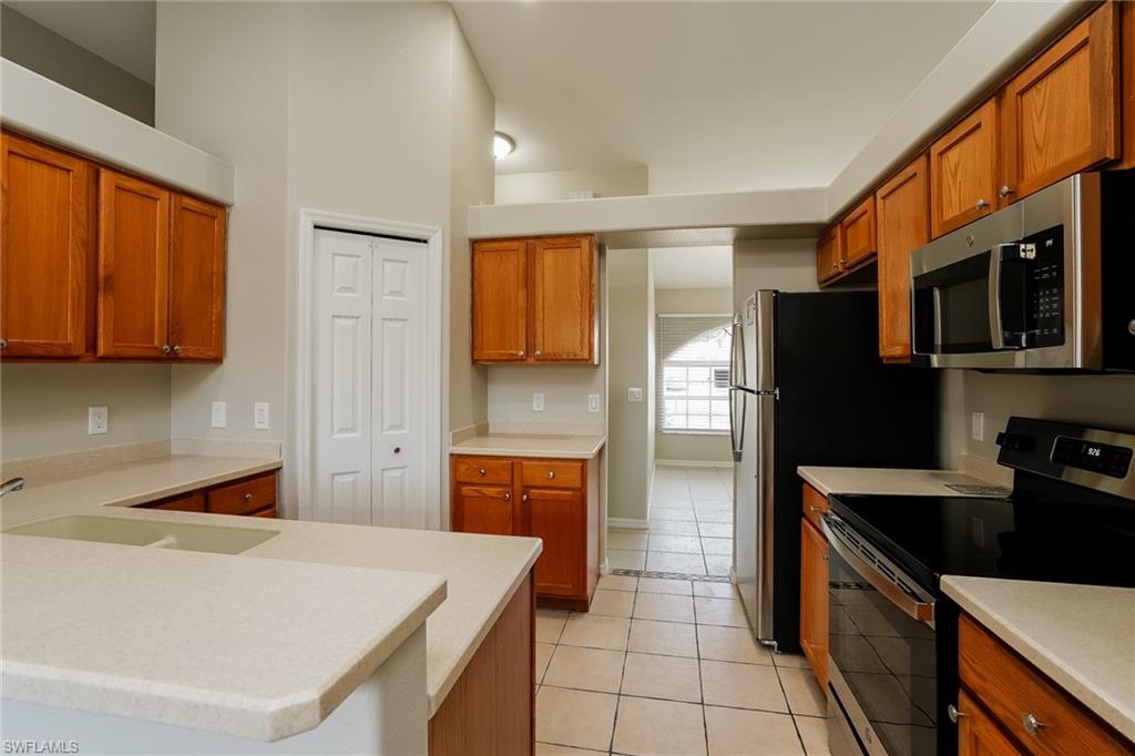 CAPE CORAL - Residential Lease
