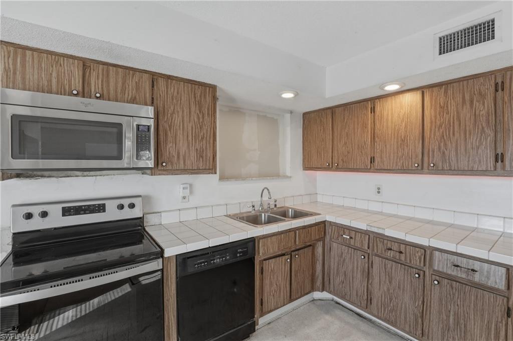 PORT CHARLOTTE - Residential