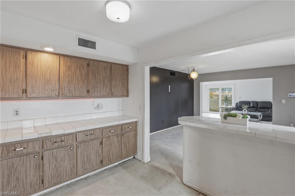 PORT CHARLOTTE - Residential