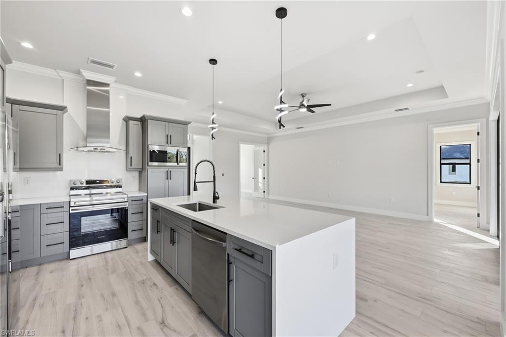 LEHIGH ACRES - Residential