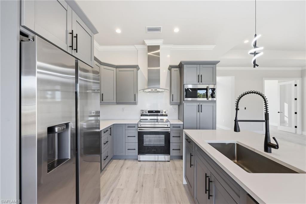 LEHIGH ACRES - Residential