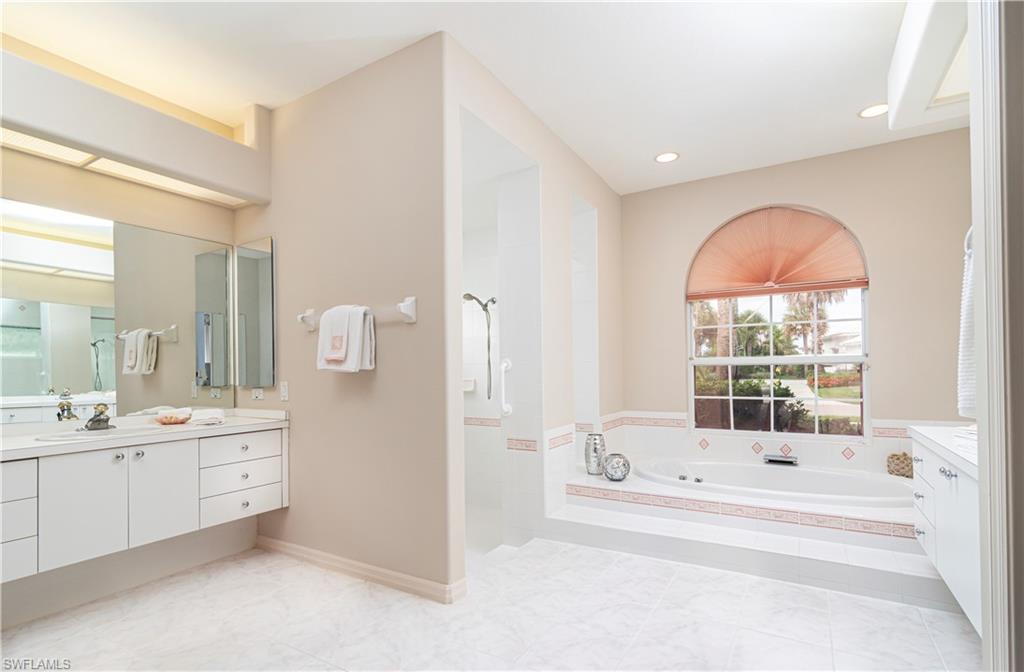 LONGLAKE - Residential