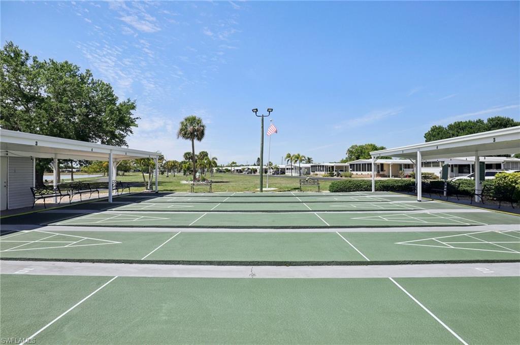 CRYSTAL LAKES - Residential