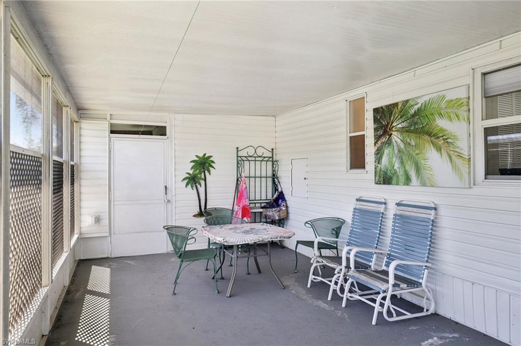 CRYSTAL LAKES - Residential