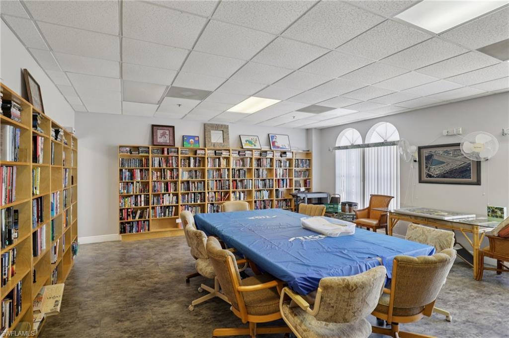 CRYSTAL LAKES - Residential