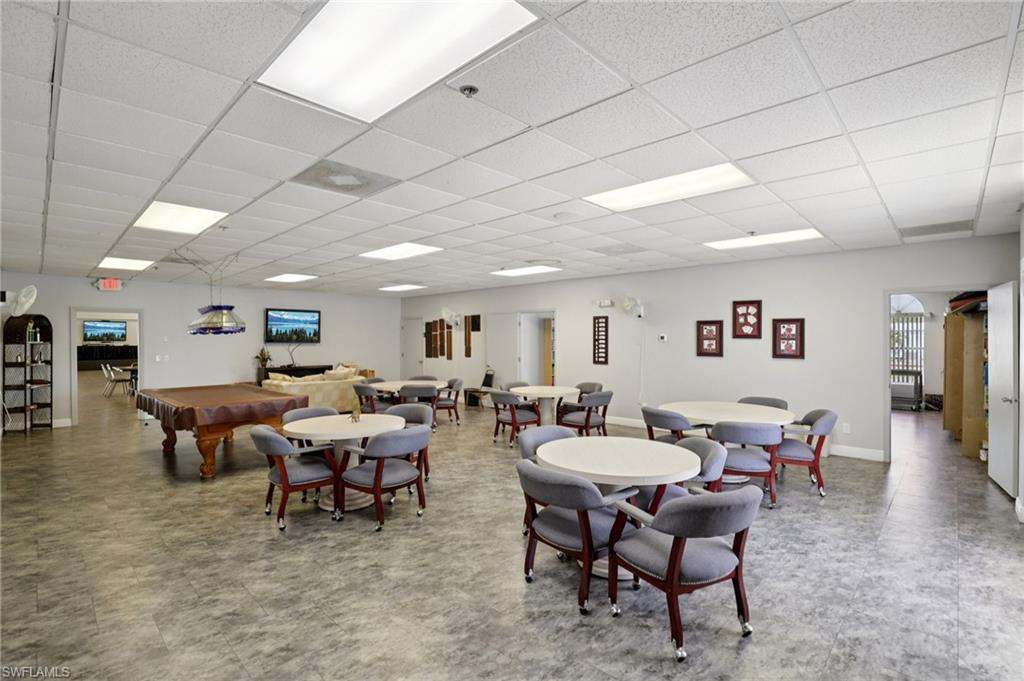 CRYSTAL LAKES - Residential