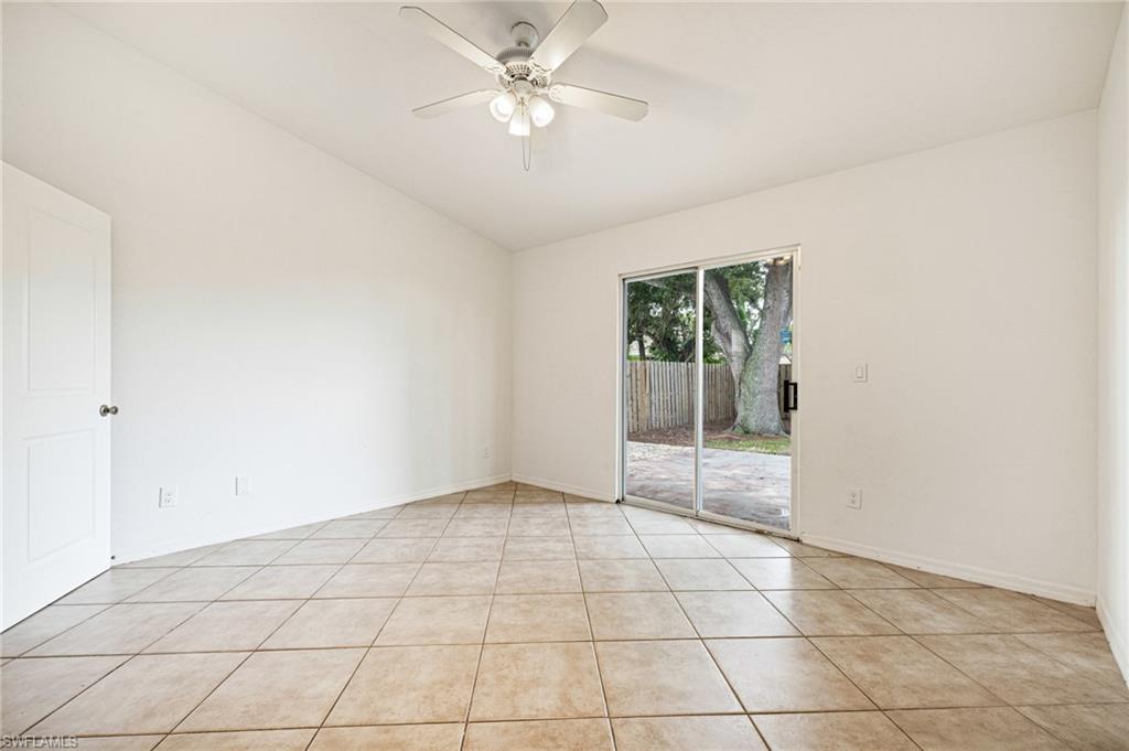 SAN CARLOS PARK - Residential